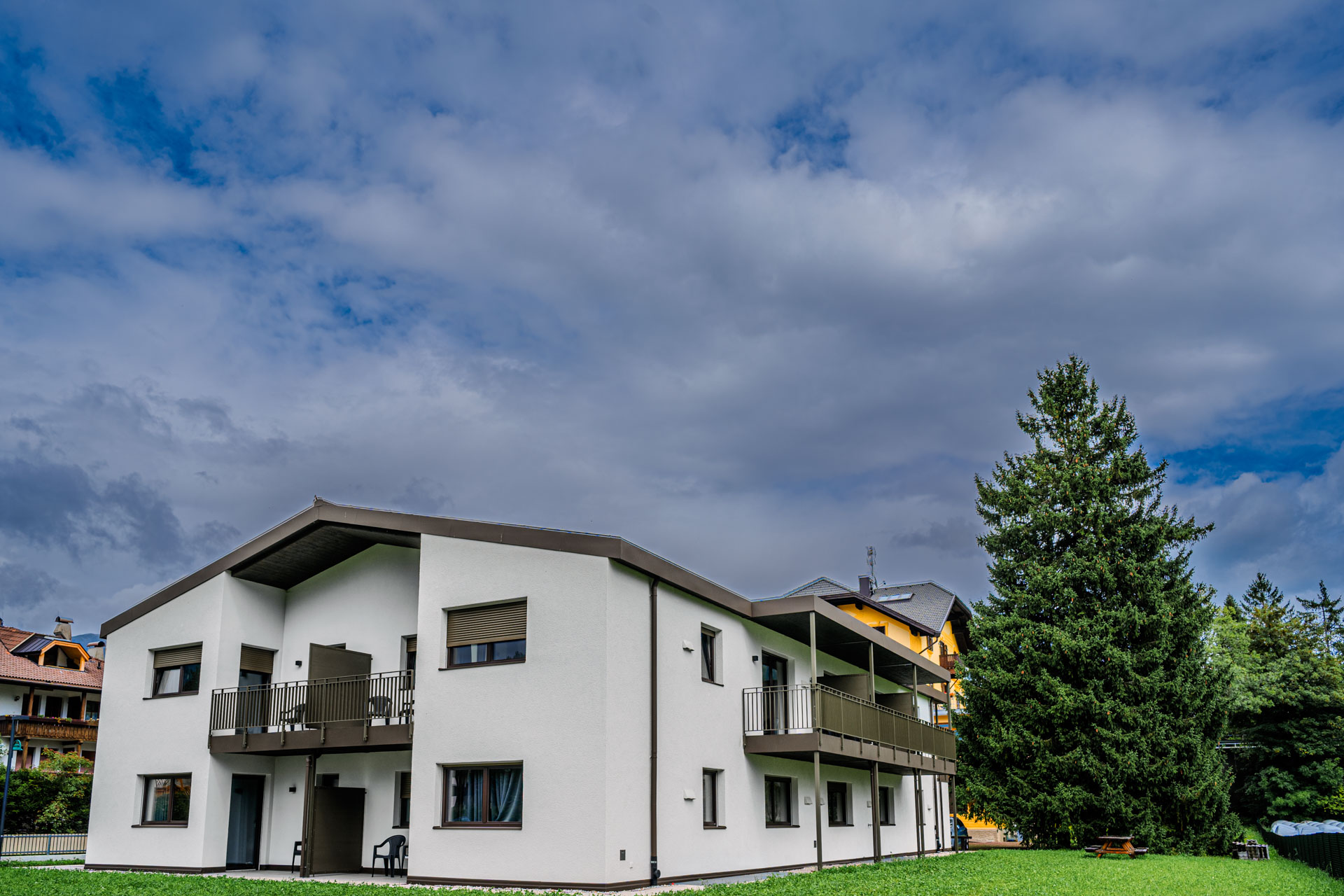 Esterno dell'Edificio Jolly